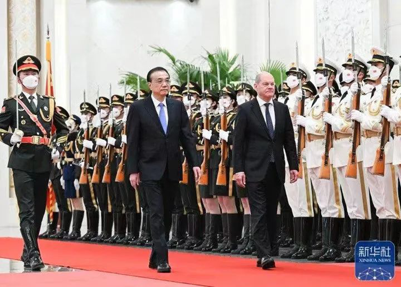 AG尊龙凯时股份董事长张锦红出席中德经济界代表座谈并发言